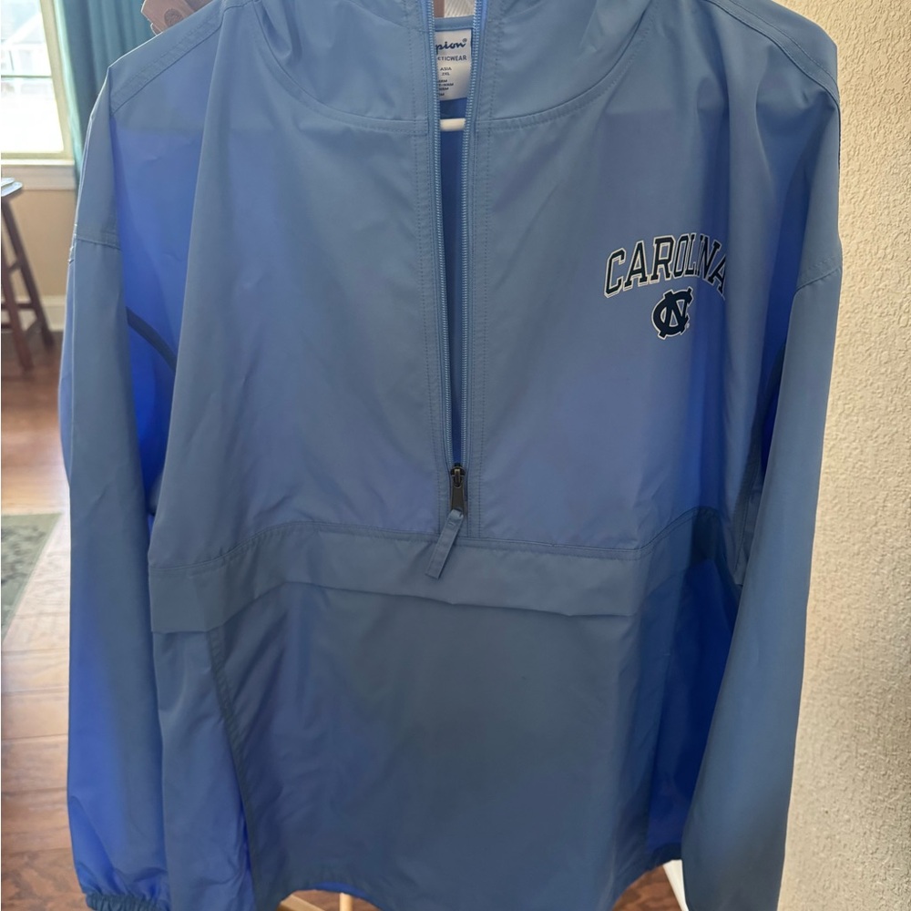 UNC Tarheels windbreaker pullover. Size youth Large. Brand new